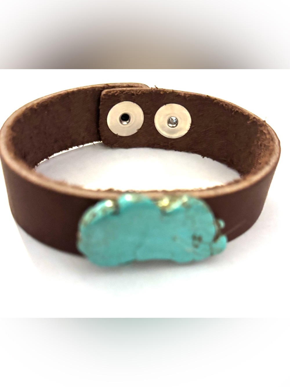 Handmade unisex Brown Leather Cuff with Turquoise Stone - Picture 3 of 4